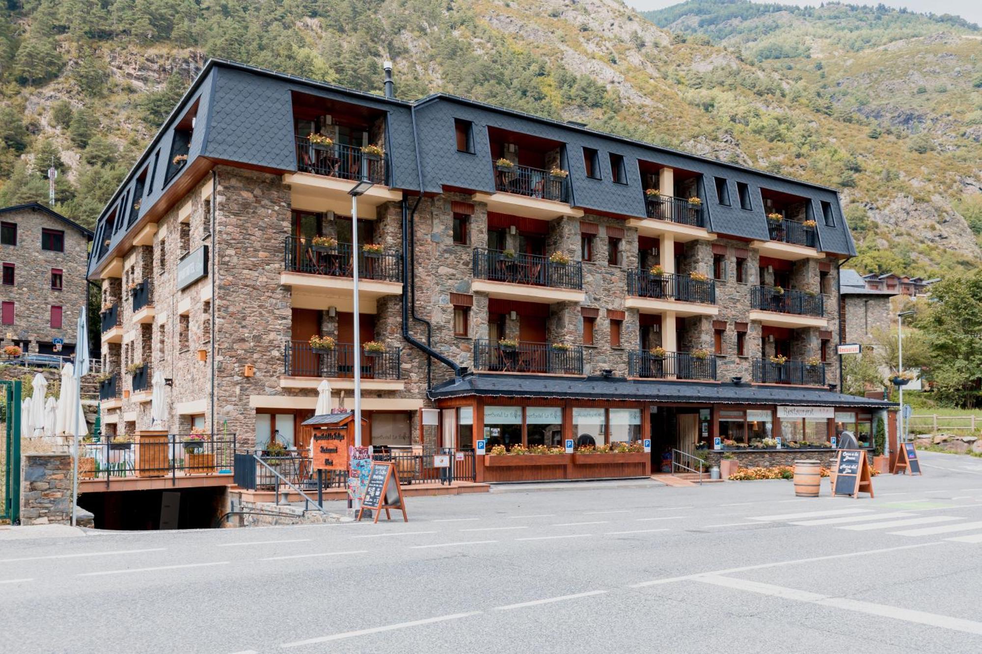 Pierre & Vacances Aparthotel La Tulipa Ордино Экстерьер фото
