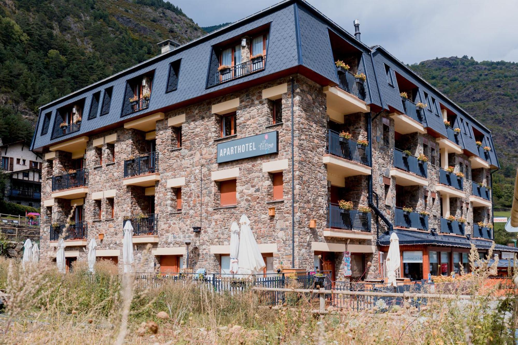 Pierre & Vacances Aparthotel La Tulipa Ордино Экстерьер фото