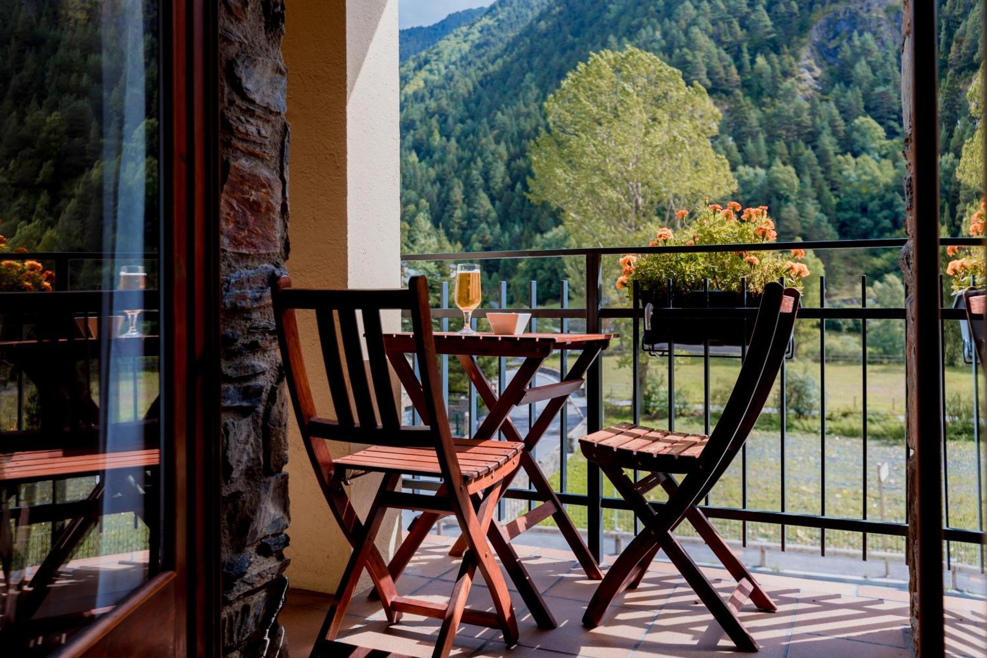 Pierre & Vacances Aparthotel La Tulipa Ордино Экстерьер фото